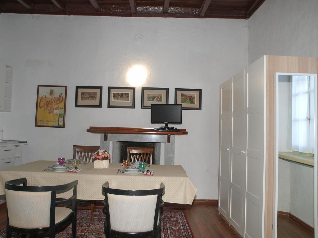 Antico Borgo Camporeso Galbiate 部屋 写真